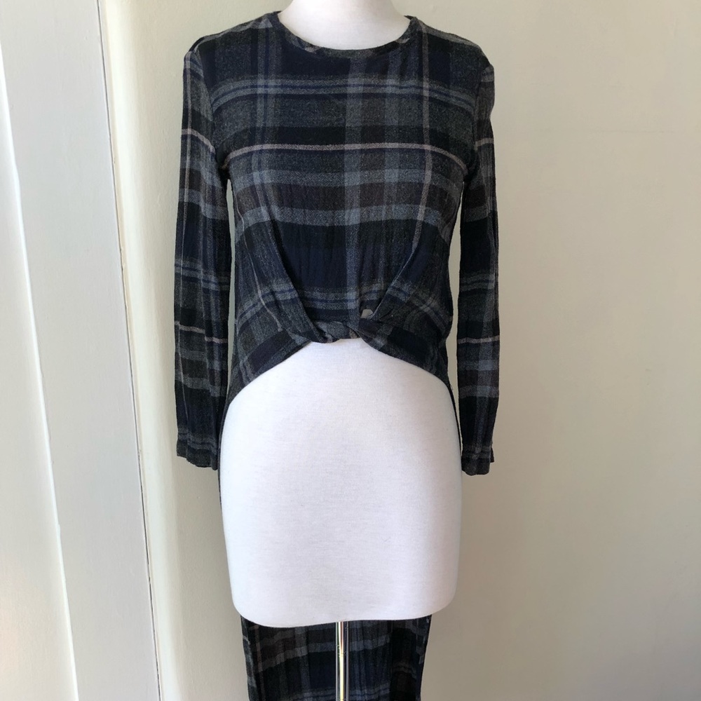 ZARA hi-lo long sleeve top